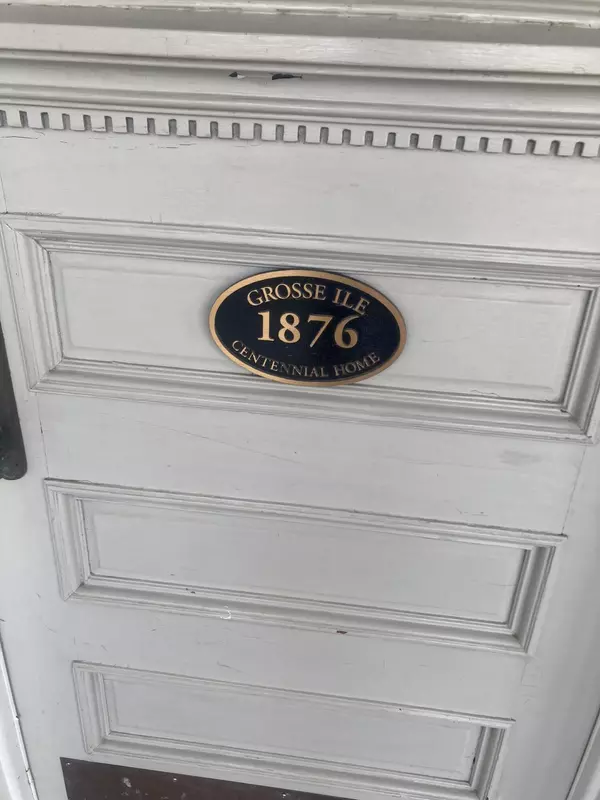 Grosse Ile, MI 48138,7717 Macomb Street