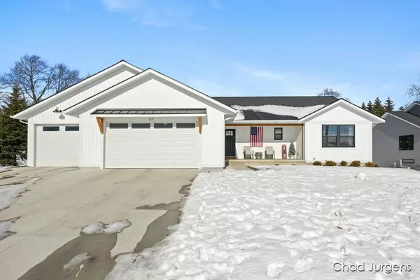 3271 Harrison Street, Hudsonville, MI 49426