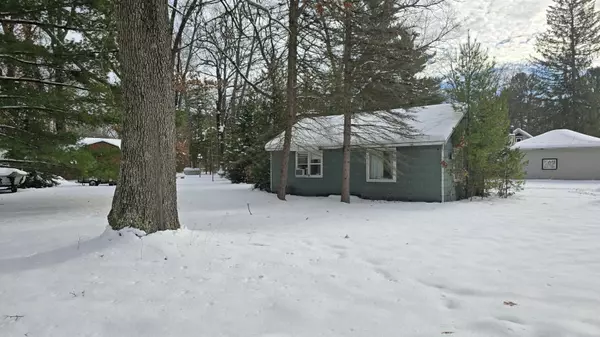 Wellston, MI 49689,1421 Pine Street