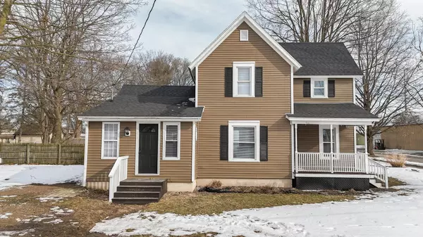 Dowagiac, MI 49047,301 W Railroad Street