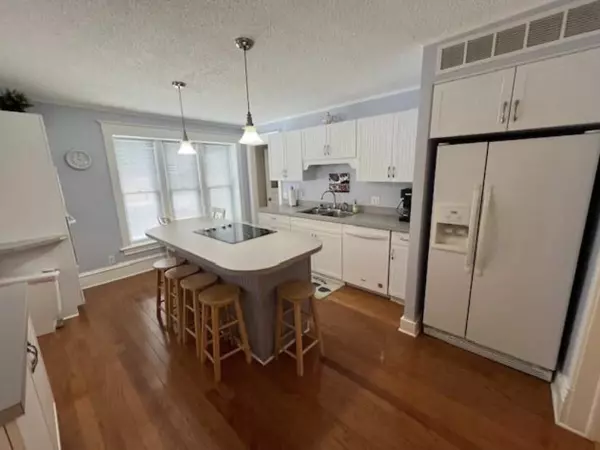 Boyne City, MI 49712,419 N Park Street