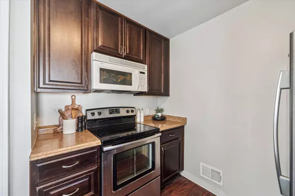 Lansing, MI 48910,1205 Loraine Avenue