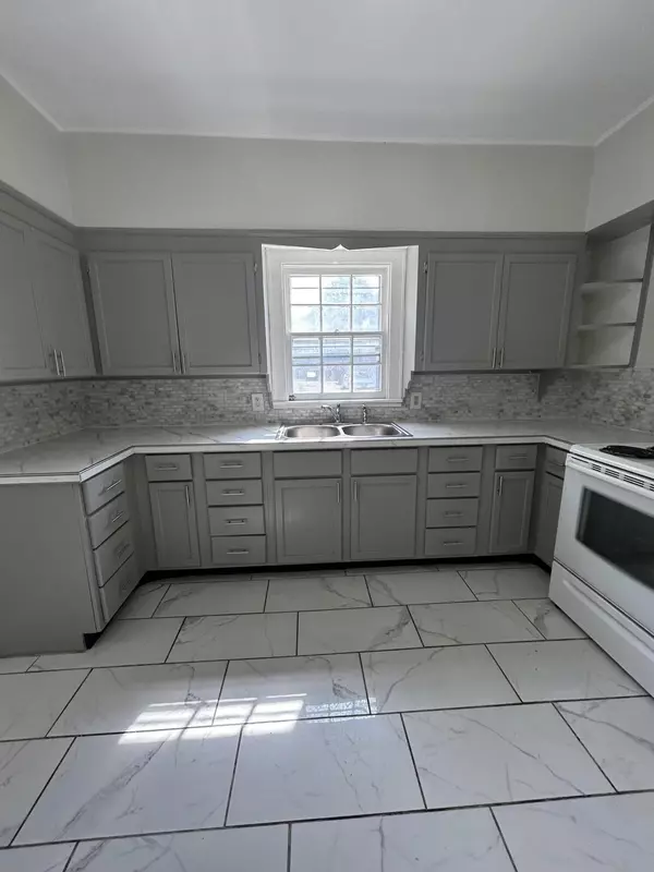 Kalamazoo, MI 49008,701 W Vine Street