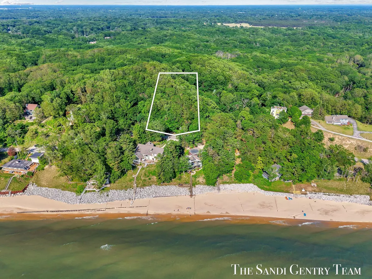 Spring Lake, MI 49456,18200 N Shore Estates Road