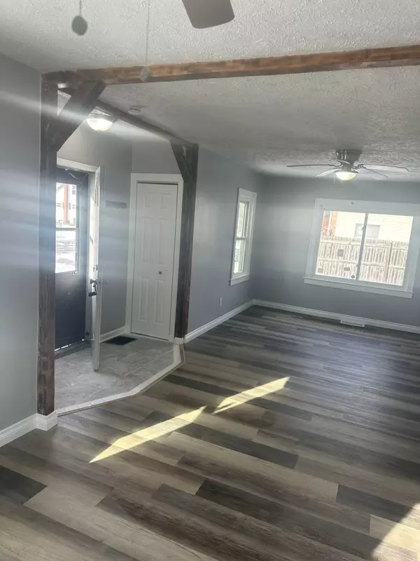 Lansing, MI 48911,5933 Valencia Boulevard