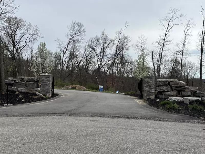 12834 Triple Oak NE Drive #2, Lowell, MI 49331