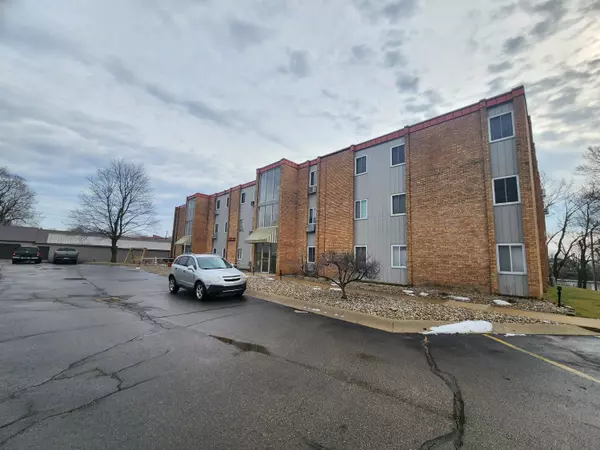 Three Rivers, MI 49093,173 E Michigan Avenue #107 A