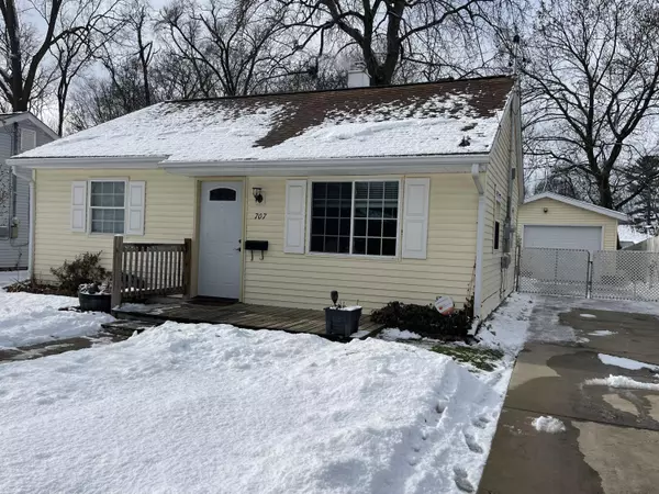 707 Ira Avenue, Kalamazoo, MI 49048