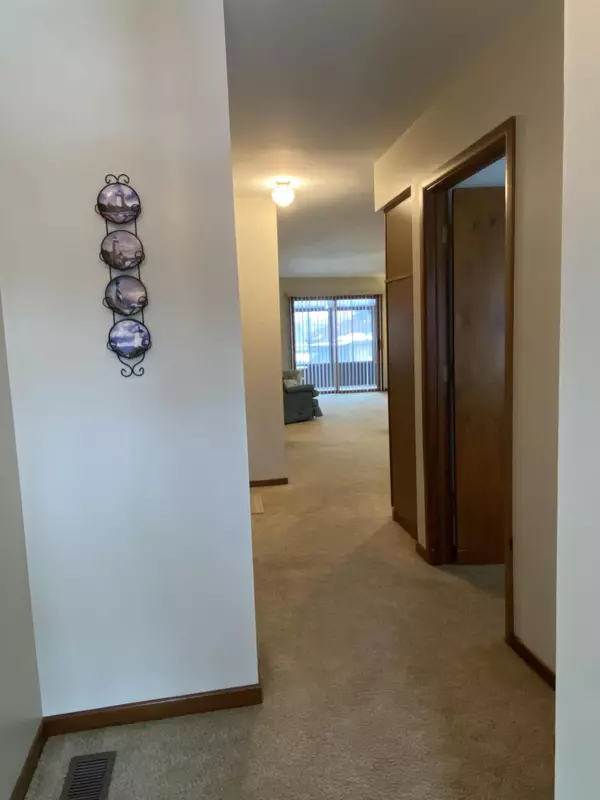 Hudsonville, MI 49426,5137 Ridgeview Drive #25