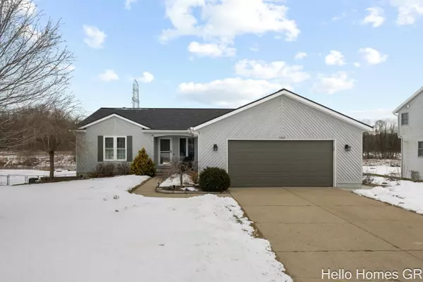 5560 Columbine NE Avenue, Comstock Park, MI 49321