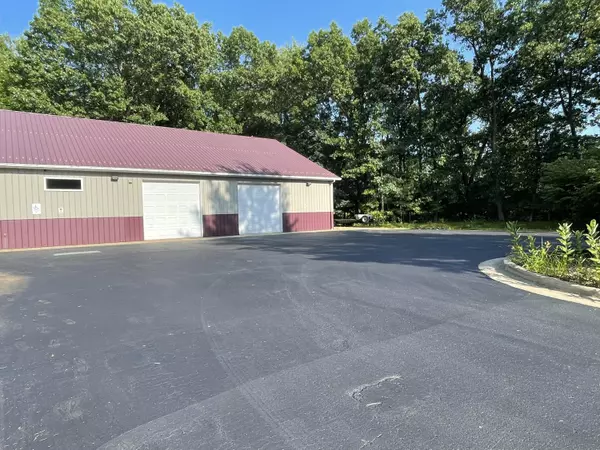 Greenville, MI 48838,512 Industrial Park Drive