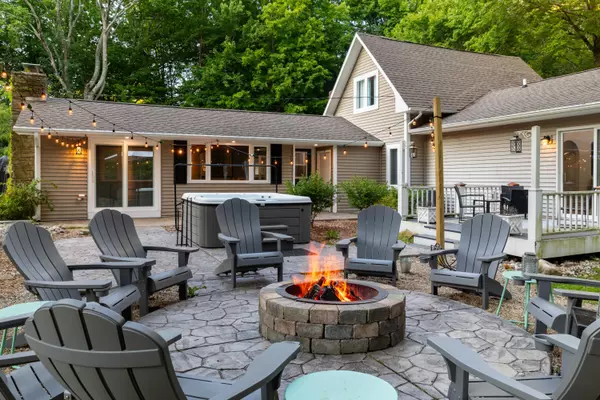 15670 76th Street, South Haven, MI 49090