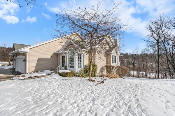 1984 Dunlin NE Court, Grand Rapids, MI 49505