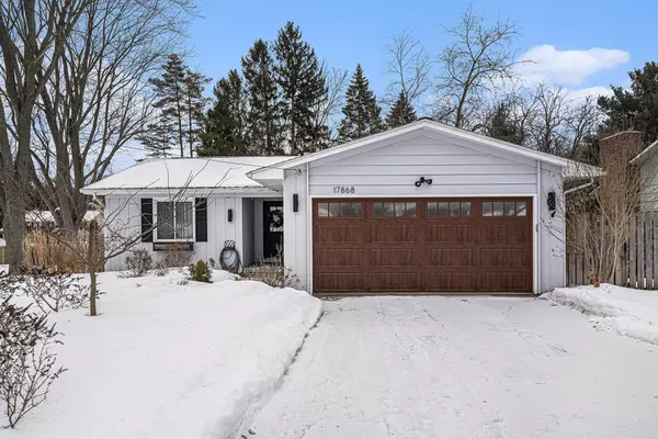 Grand Haven, MI 49417,17868 Robbins Road