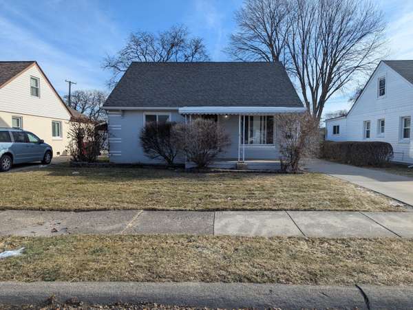 26736 Hollywood Street, Roseville, MI 48066