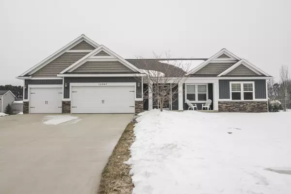 12947 Sweetbriar Drive, Grand Haven, MI 49417