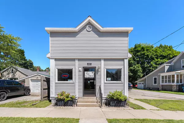 307 Sibben Street, Manistee, MI 49660