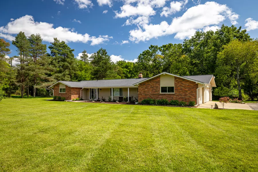 7500 Dexter Pinckney Road, Dexter, MI 48130