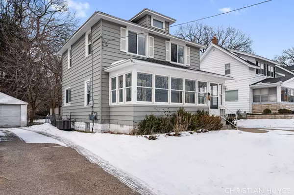 Grand Rapids, MI 49503,864 Diamond NE Avenue