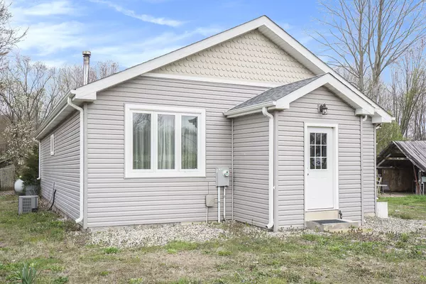 Covert, MI 49043,37076 76th Street