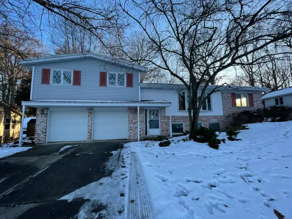 Grand Rapids, MI 49504,2130 Blueberry NW Drive