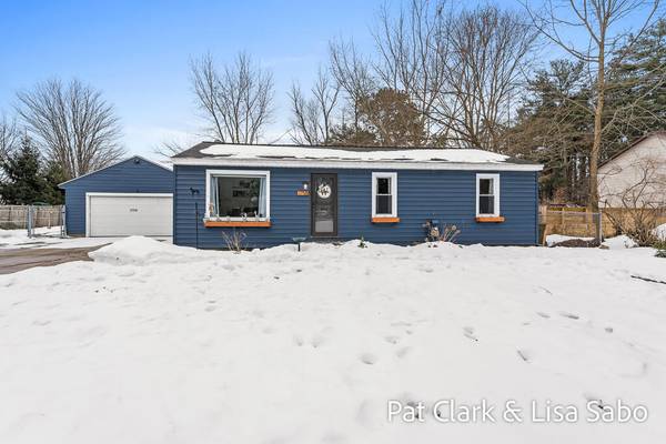 1758 Main Street, Holland, MI 49424