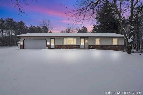 Alto, MI 49302,8252 McCords SE Avenue