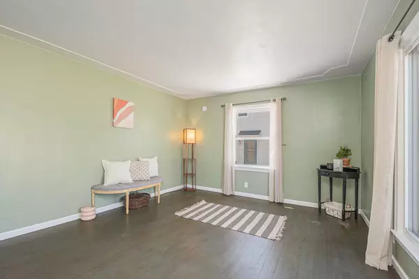 Wyoming, MI 49509,952 Blanchard SW Street