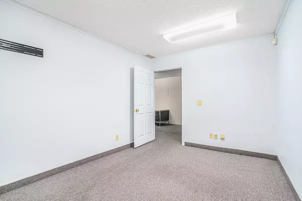 Kalamazoo, MI 49001,1707 Miller Road