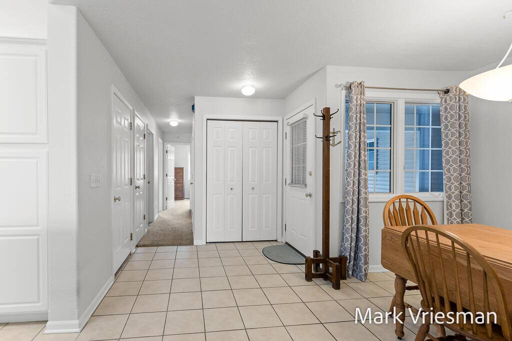 Muskegon, MI 49445,2411 Lake Avenue #36