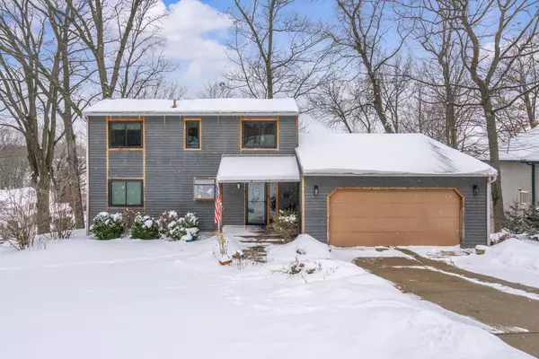 343 South Fork, Plainwell, MI 49080