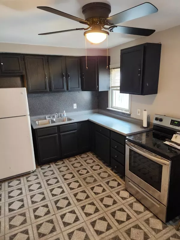 Inkster, MI 48141,3414 John Daly Street