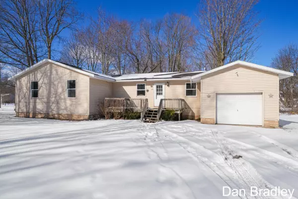 Coral, MI 49322,15830 Sherman Street