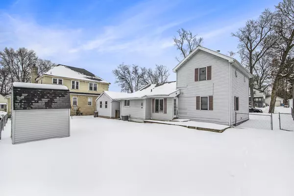 Paw Paw, MI 49079,409 N Brown Street