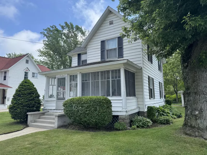 1016 Phoenix Street, South Haven, MI 49090