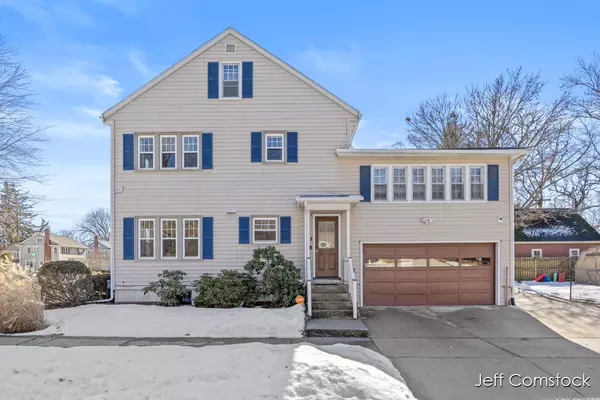 2303 Everest SE Avenue, Grand Rapids, MI 49507