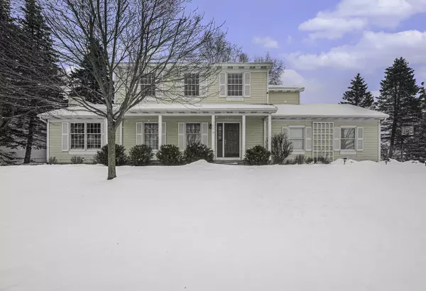 1770 Secretariat SE Drive, Grand Rapids, MI 49546