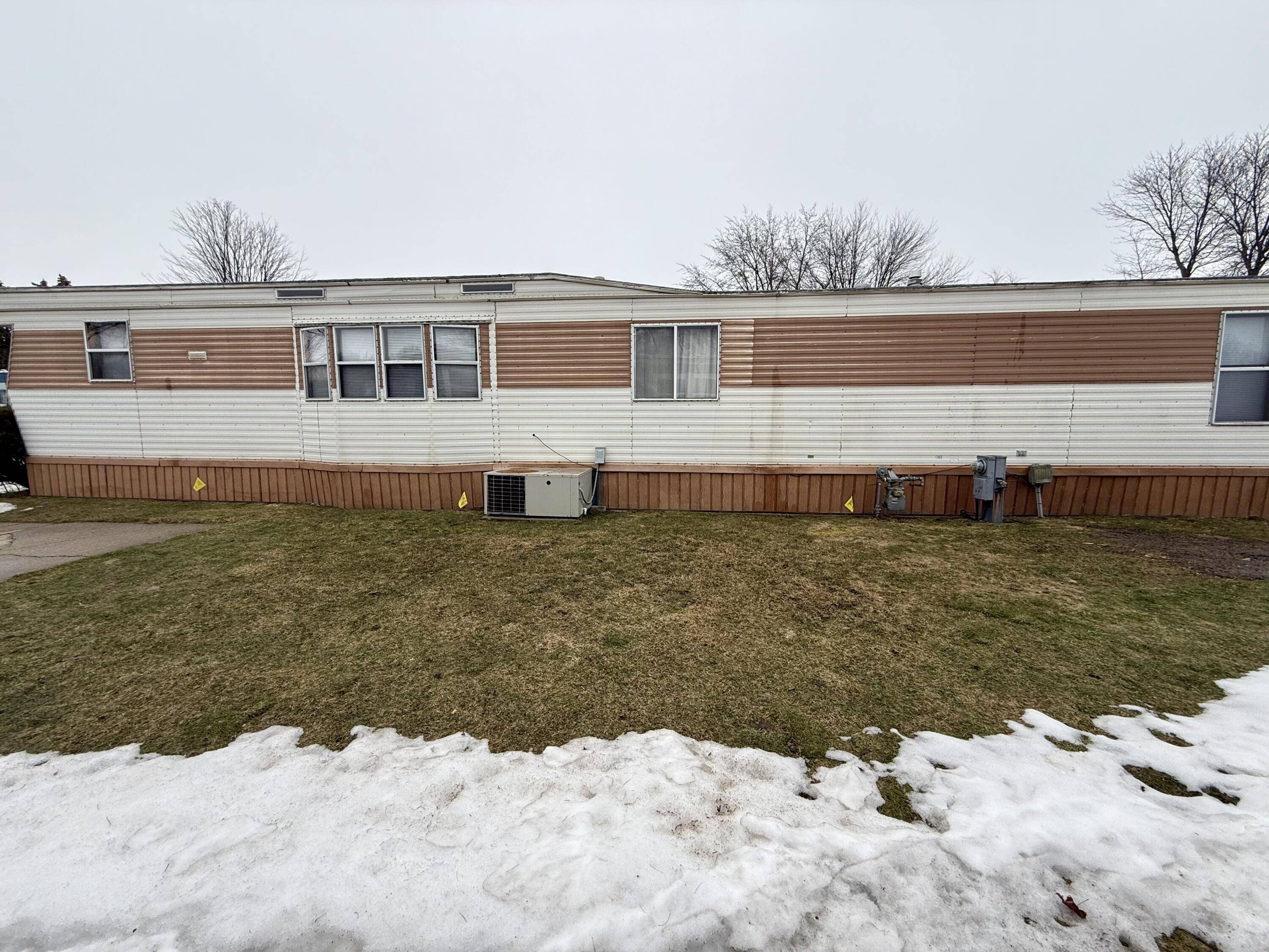 Holland, MI 49424,333 E Lakewood Boulevard #376
