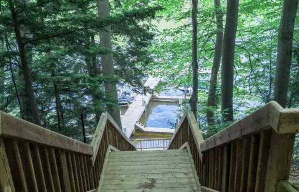 Spring Lake, MI 49456,15950 Claire Lane