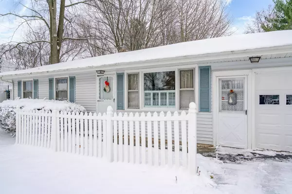 Richland, MI 49083,9399 E De Avenue
