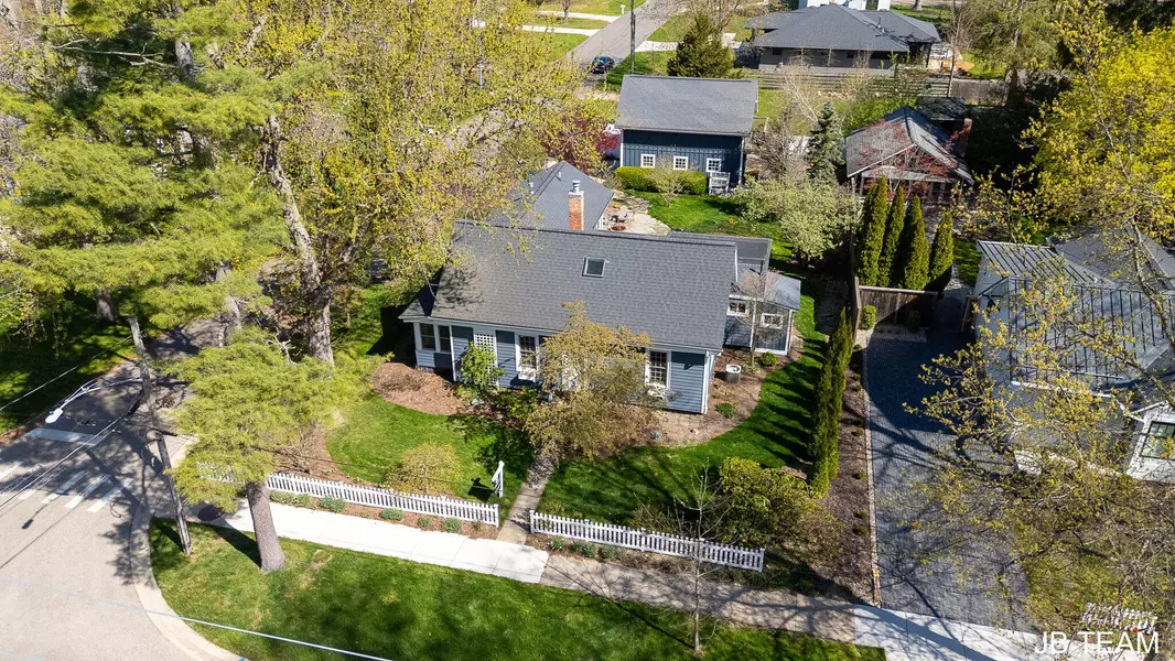 810 Allegan Street, Saugatuck, MI 49453