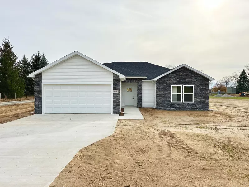 2020 Green Acres Drive, Adrian, MI 49221