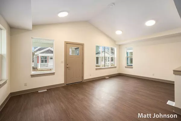 Grand Rapids, MI 49507,2116 Willard SE Avenue