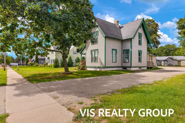 83 N. 3rd Avenue, Fruitport, MI 49415