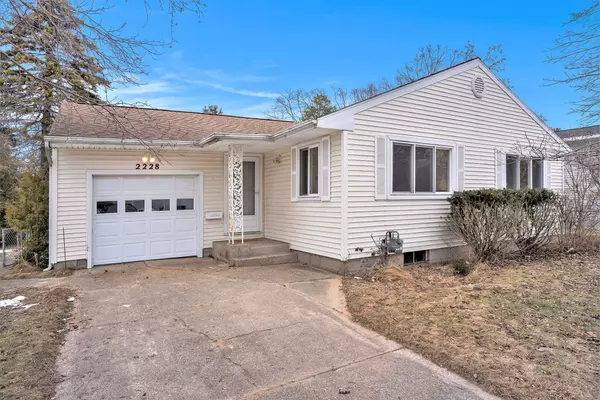 Norton Shores, MI 49441,2228 Leif Avenue