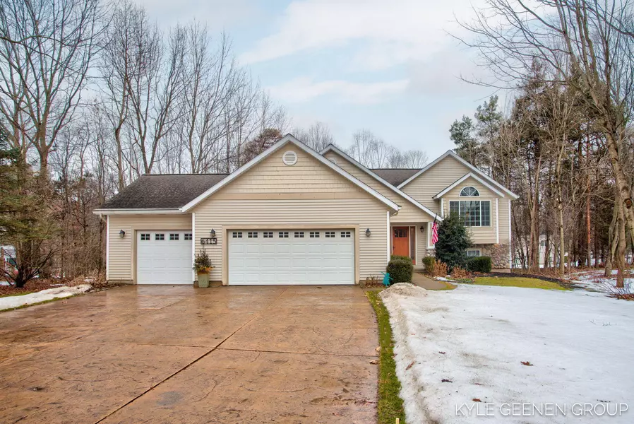 6415 Palmetto Court, Saugatuck, MI 49453