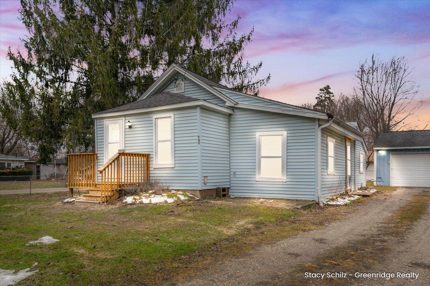 903 Gregg Street,  Nashville,  MI 49073