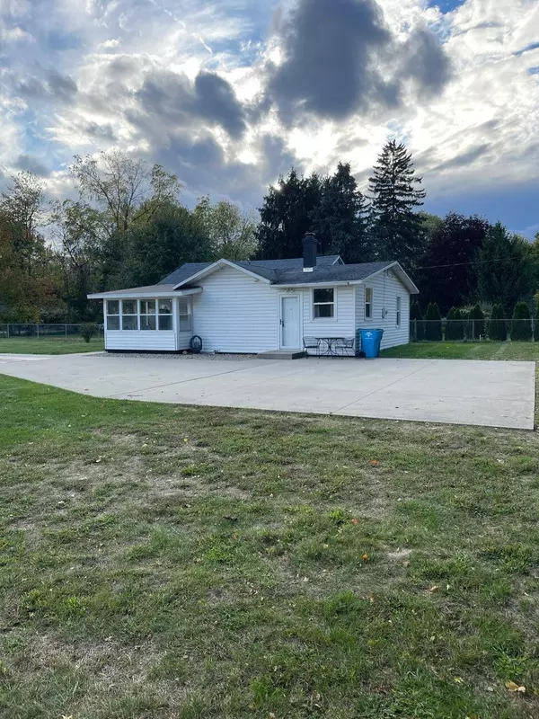 Niles, MI 49120,1431 Cass Street