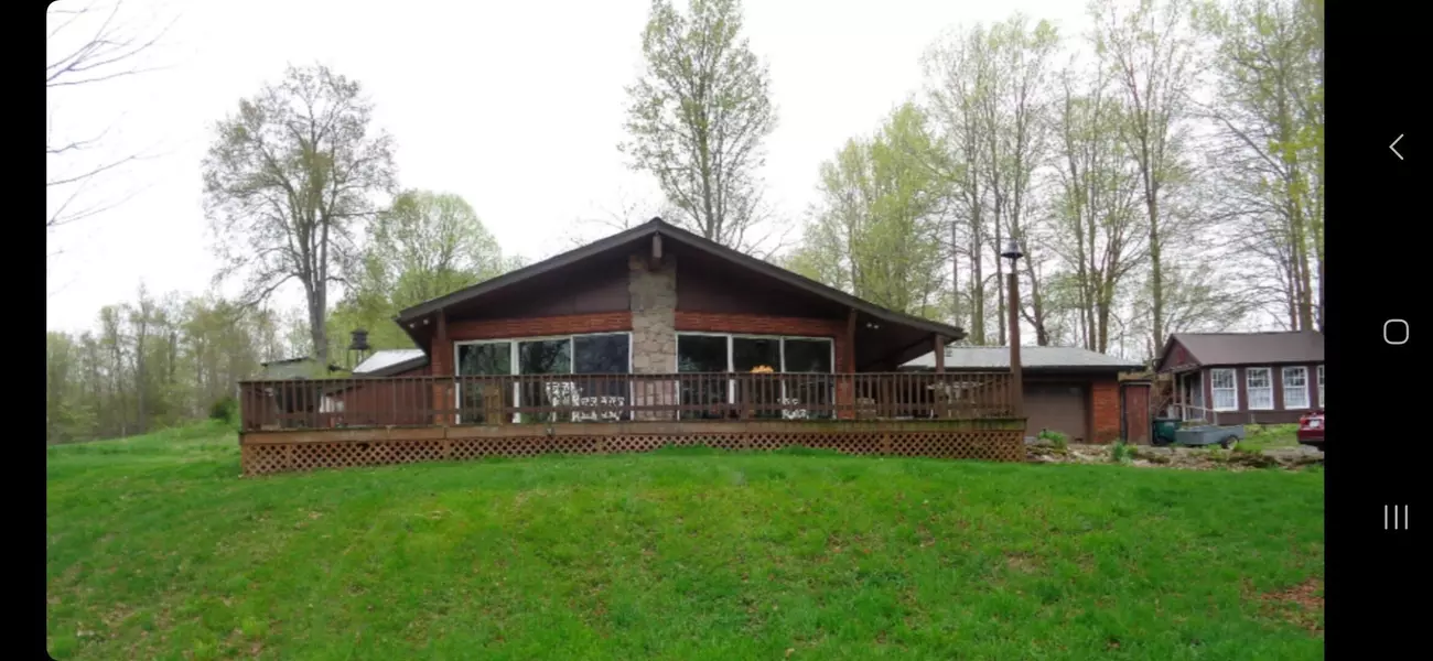 7761 E Reading Road, Pittsford, MI 49271