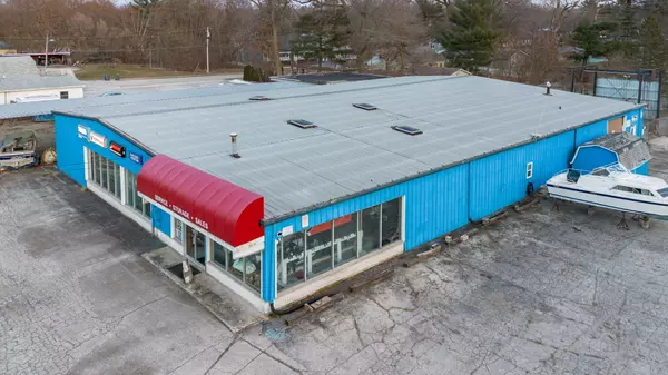 819 W Buffalo Street, New Buffalo, MI 49117